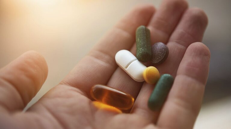 Các loại thuốc được sử dụng có khả năng cải thiện tình trạng viêm nhiễm, loại bỏ các triệu chứng khó chịu