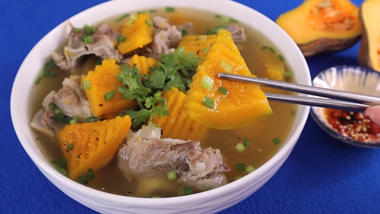 Canh bí hầm xương