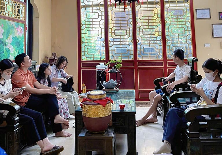 Phòng khám Đỗ Minh Đường làm việc ngày nào?