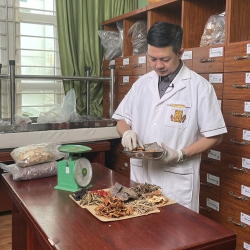 luong-y-tuan-boc-thuoc.jpg