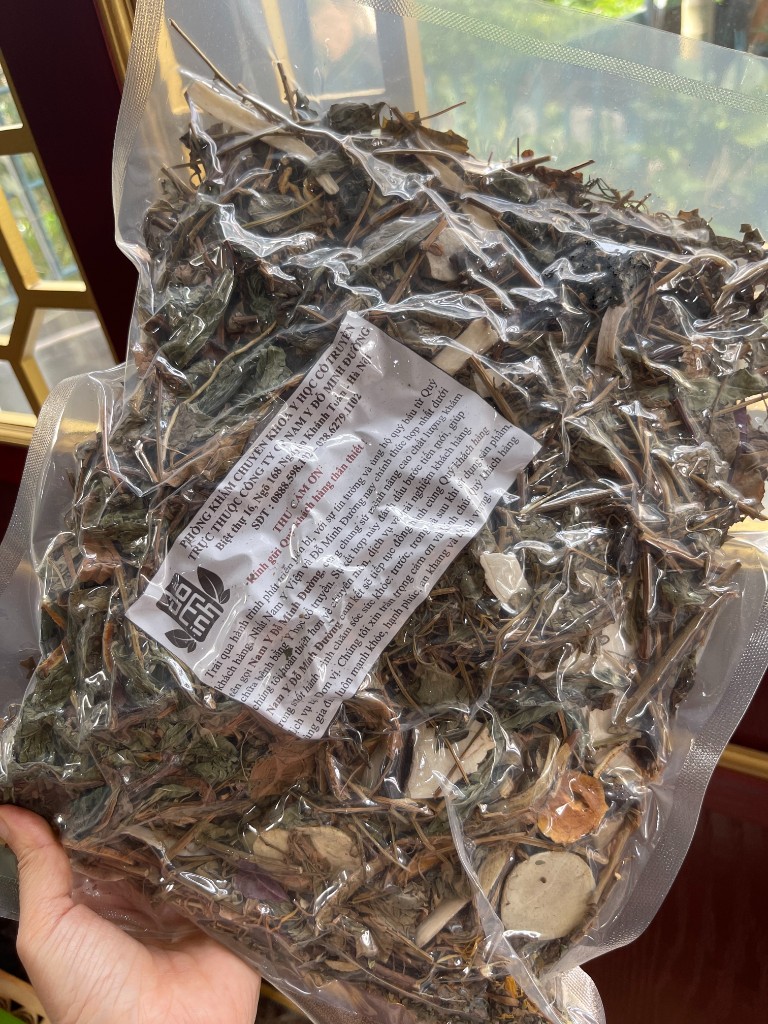 Thuốc thang đun sắc sẽ giữ được nguyên vẹn dược tính của từng vị thuốc, từ đó cho hiệu quả cao
