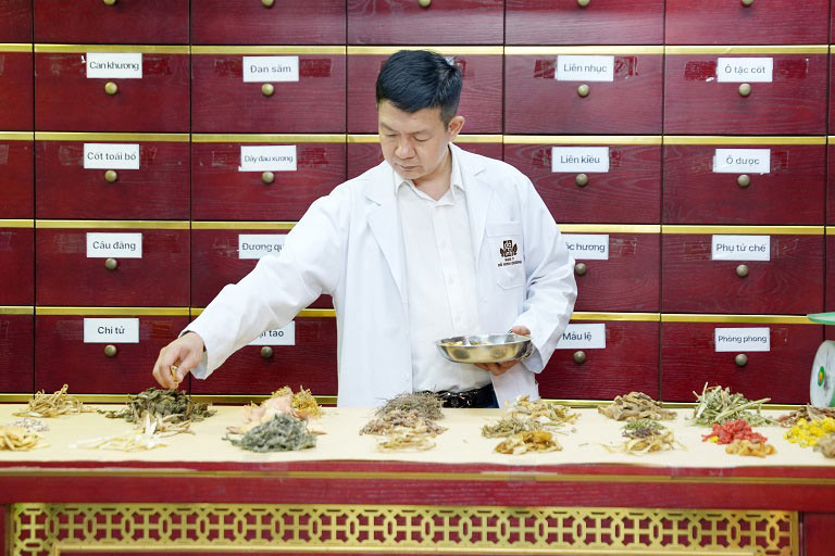 GIẢI PHÁP CHỮA MỀ ĐAY BẰNG BÀI THUỐC NAM ĐỖ MINH ĐƯỜNG