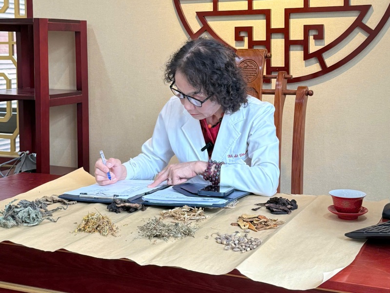 Các liệu trình sẽ được Bác sĩ Lê Phương gia giảm thảo dược phù hợp để có được hiệu quả tốt